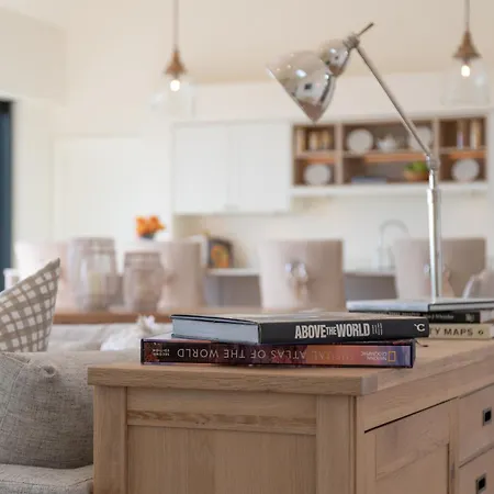 Villa Luxury Glass With Hot Tub & Sea Views - Connemara Roundstone