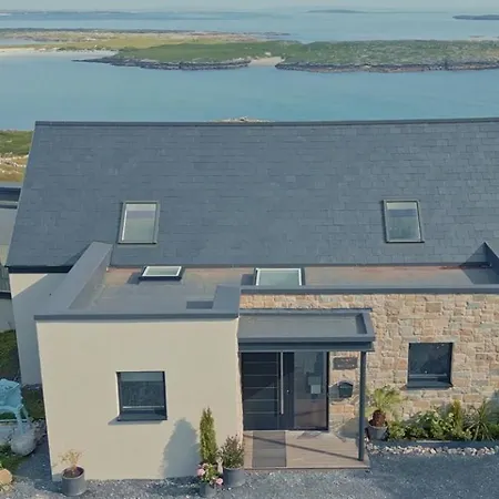 Luxury Glass With Hot Tub & Sea Views - Connemara * Roundstone
