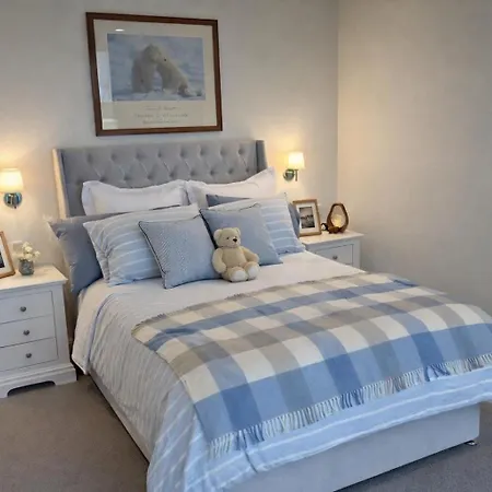 Luxury Glass With Hot Tub & Sea Views - Connemara Villa