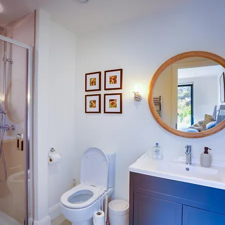 Villa Luxury Glass With Hot Tub & Sea Views - Connemara Roundstone