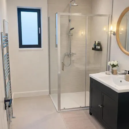 Villa Luxury Glass With Hot Tub & Sea Views - Connemara Roundstone