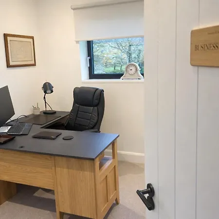 Luxury Glass With Hot Tub & Sea Views - Connemara Villa Roundstone