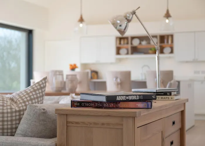 Villa Luxury Glass With Hot Tub & Sea Views - Connemara Roundstone