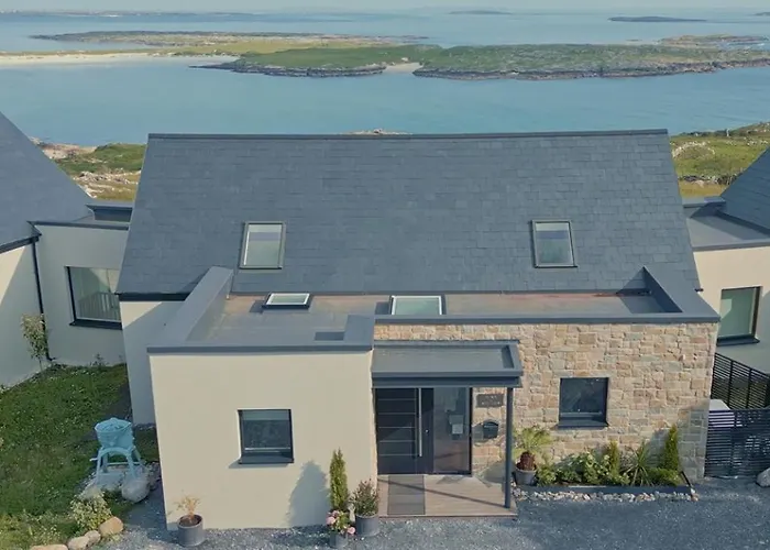 Luxury Glass With Hot Tub & Sea Views - Connemara * Roundstone