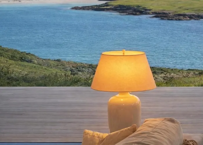 Luxury Glass With Hot Tub & Sea Views - Connemara Villa Roundstone