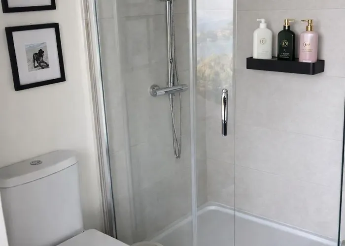 Luxury Glass With Hot Tub & Sea Views - Connemara *