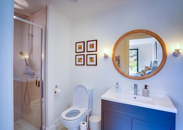 Villa Luxury Glass With Hot Tub & Sea Views - Connemara Roundstone